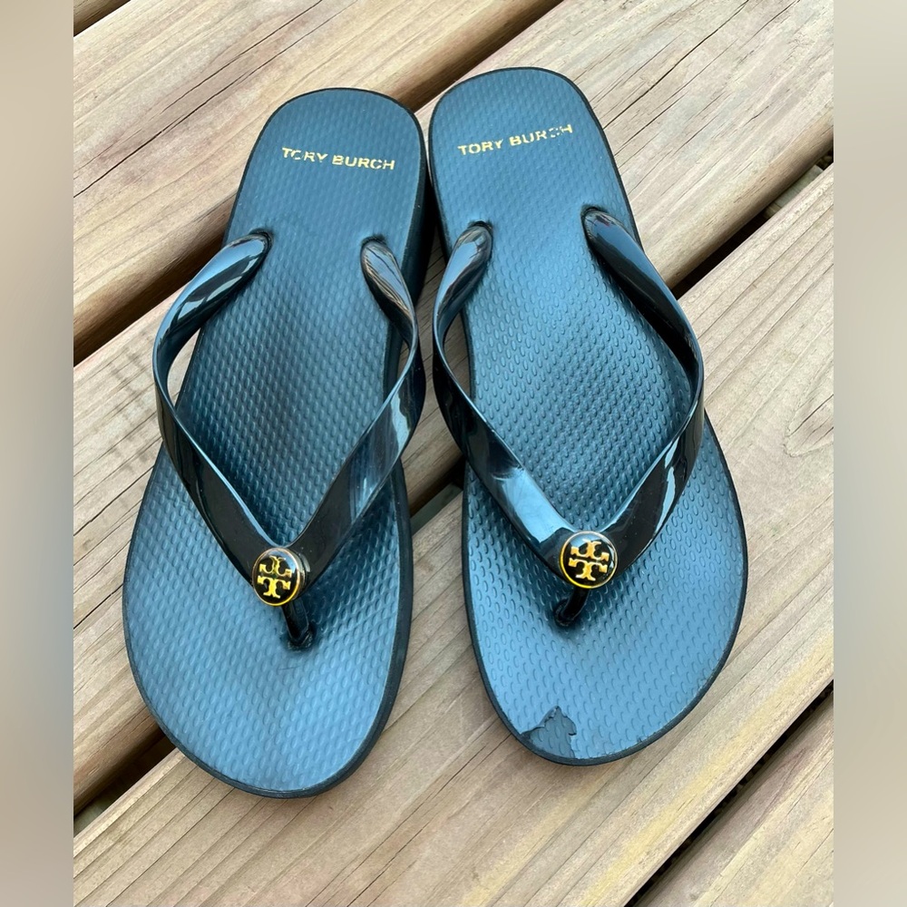Tory Burch Black Flip Flops🏖️☀️